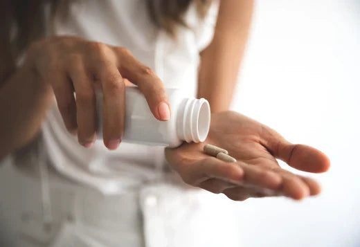 Quercetin: Benefits, Dosage, Foods & Side Effects